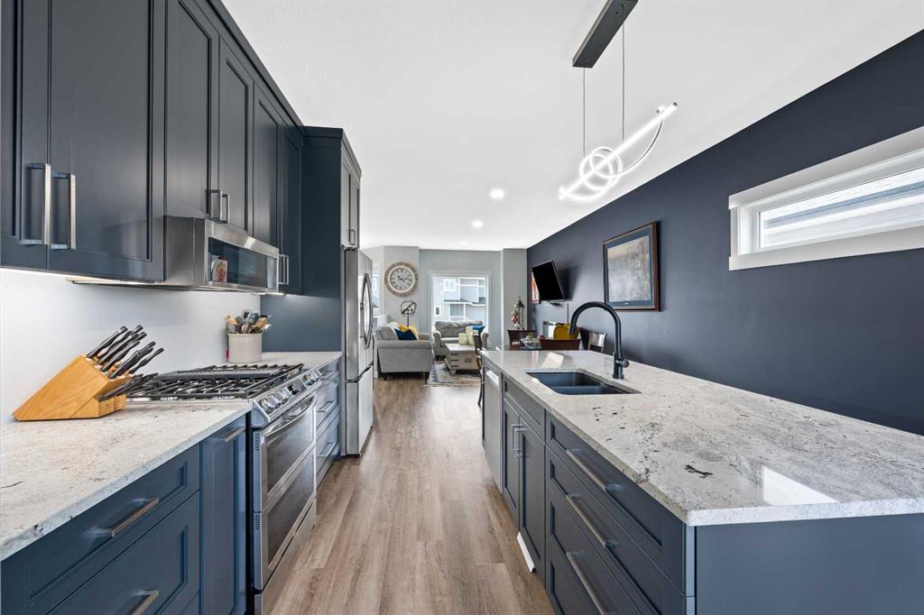 5512 14 Street Property Photo 12