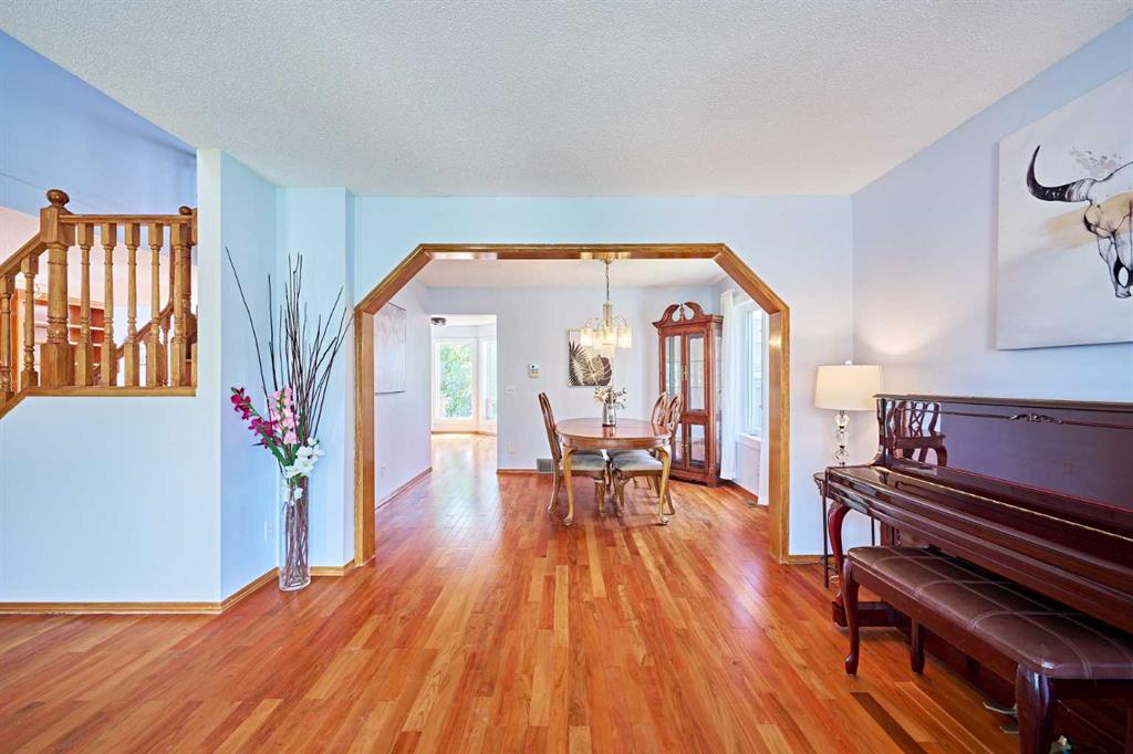 469 Hawkstone Drive Property Photo 6