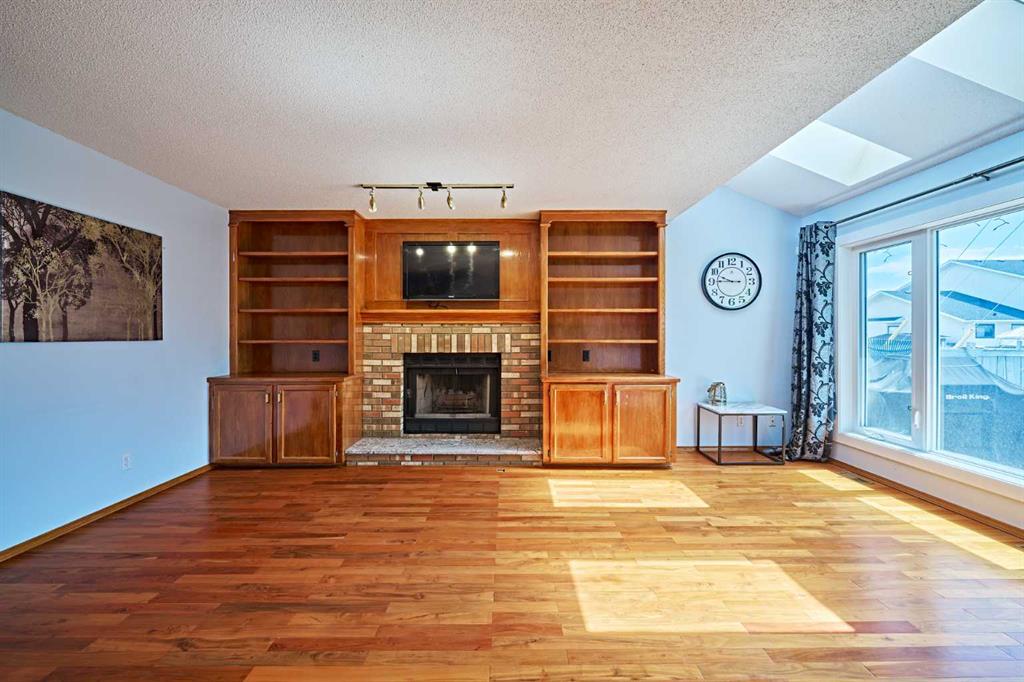 469 Hawkstone Drive Property Photo 14