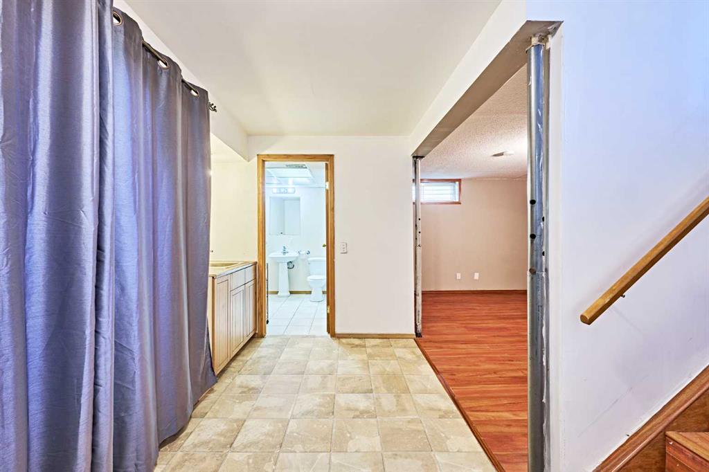 469 Hawkstone Drive Property Photo 32