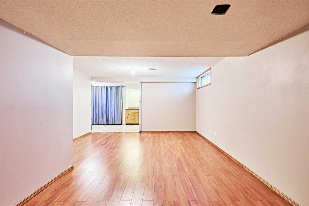 469 Hawkstone Drive Property Photo 34