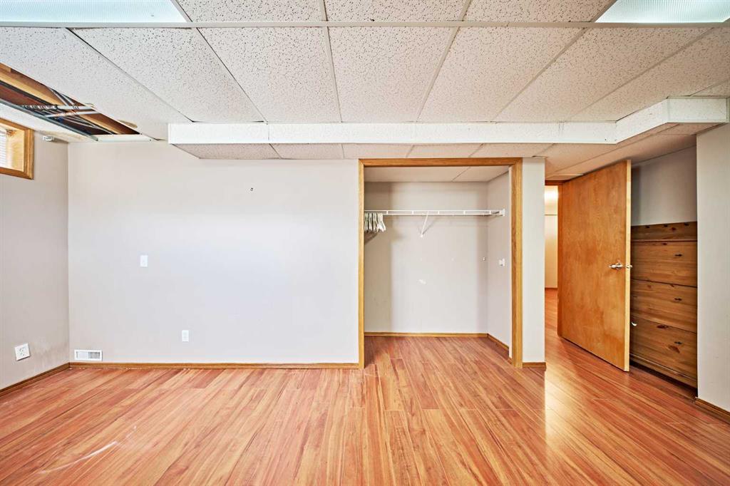 469 Hawkstone Drive Property Photo 37