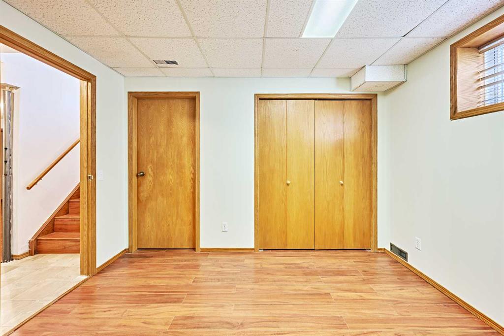 469 Hawkstone Drive Property Photo 39