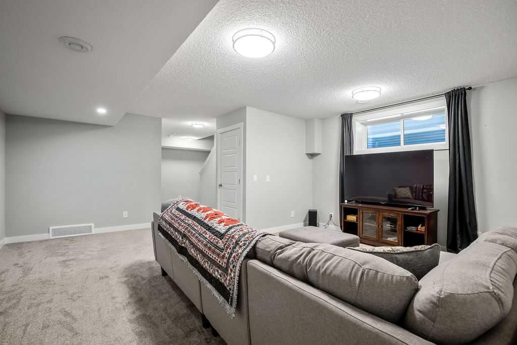 131 Seton Heath Property Photo 28