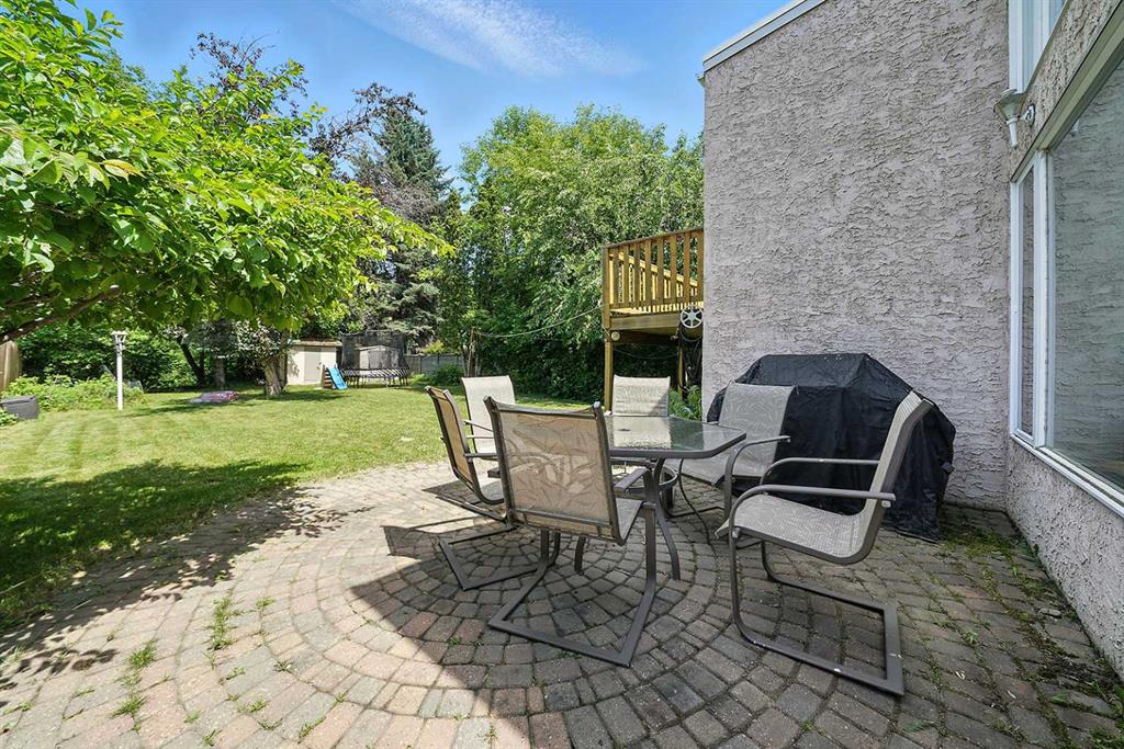 4758 56 Street Property Photo 39
