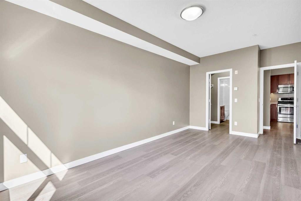 16 Auburn Bay Link 108 Property Photo 13
