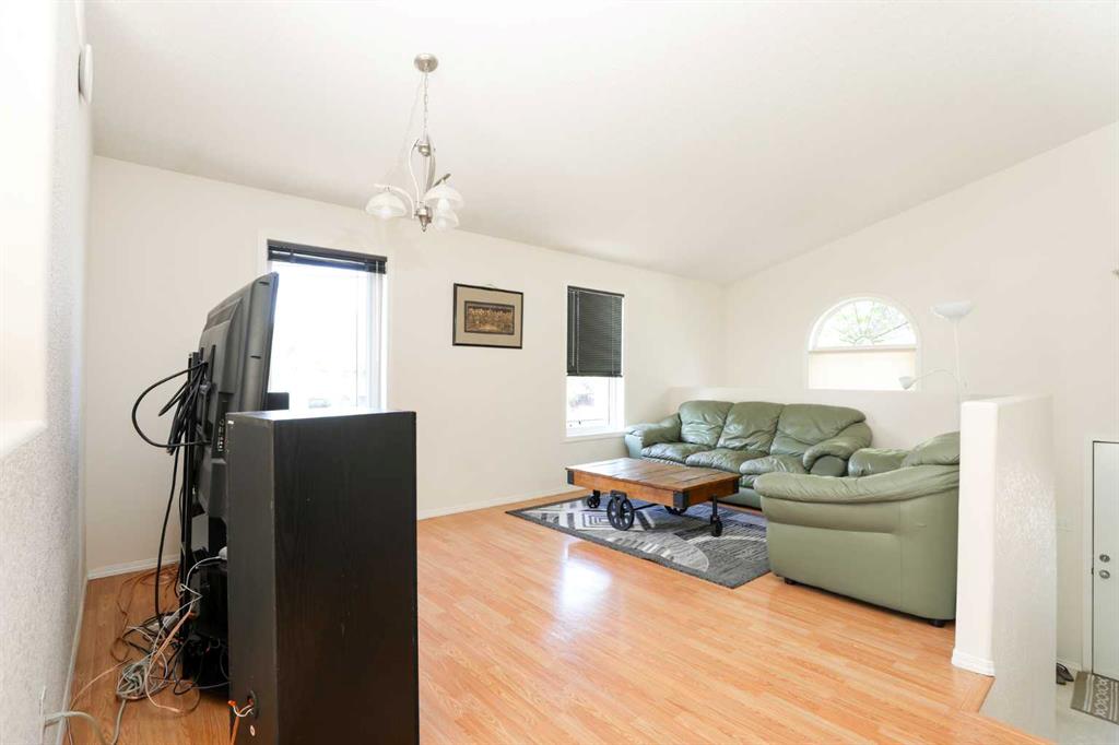 1195 7 Avenue Property Photo 5