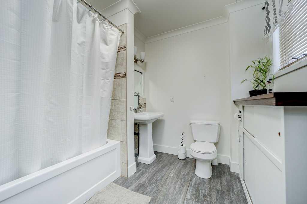 7817 22 Avenue Property Photo 23