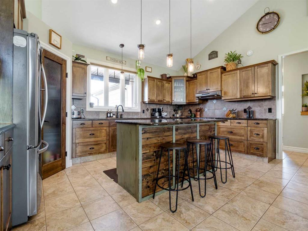 90038 Range Rd 165 Property Photo 16