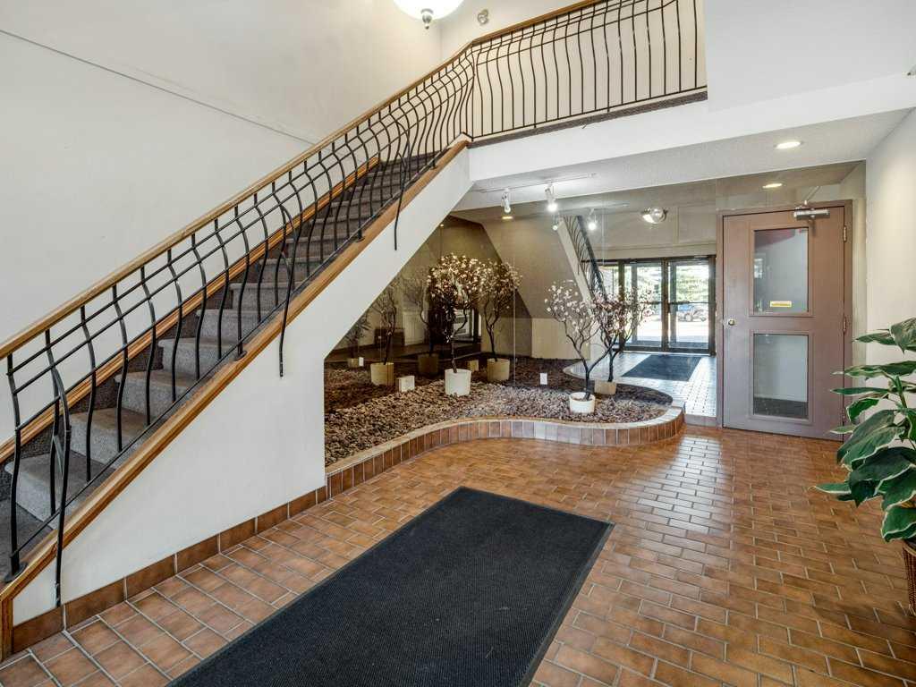75 Temple Boulevard 202 Property Photo 7
