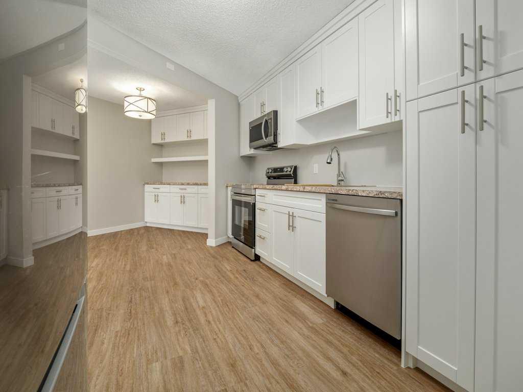 75 Temple Boulevard 202 Property Photo 13