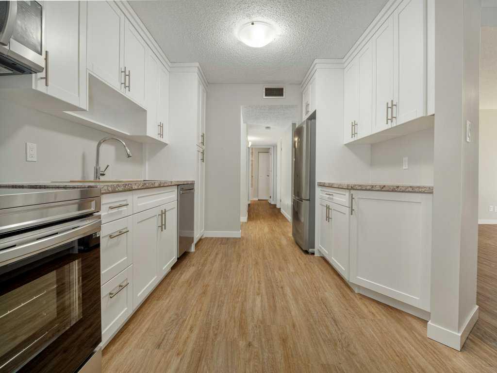75 Temple Boulevard 202 Property Photo 15