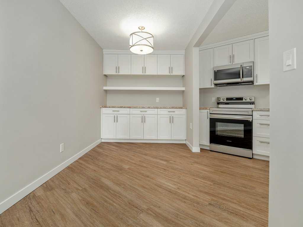75 Temple Boulevard 202 Property Photo 17