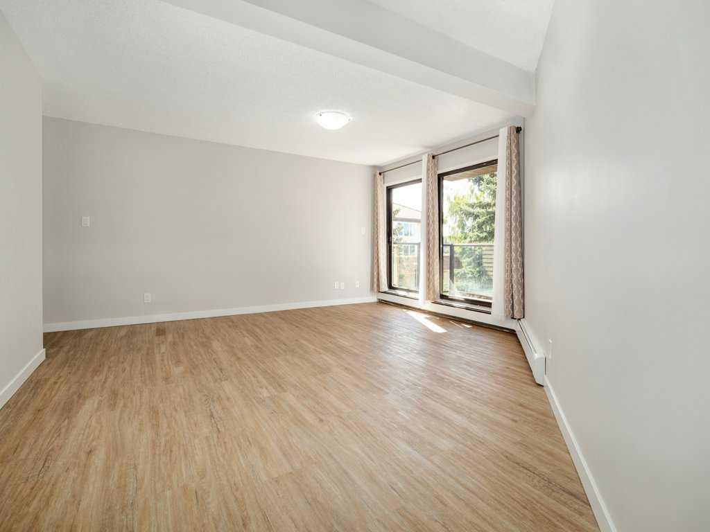 75 Temple Boulevard 202 Property Photo 20