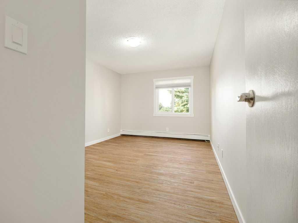 75 Temple Boulevard 202 Property Photo 27