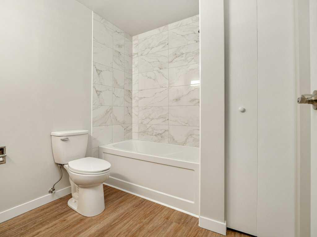 75 Temple Boulevard 202 Property Photo 30