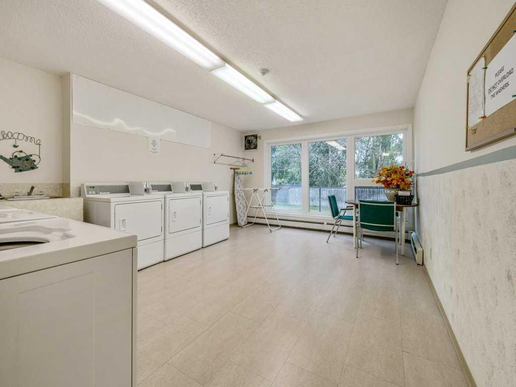 75 Temple Boulevard 202 Property Photo 36