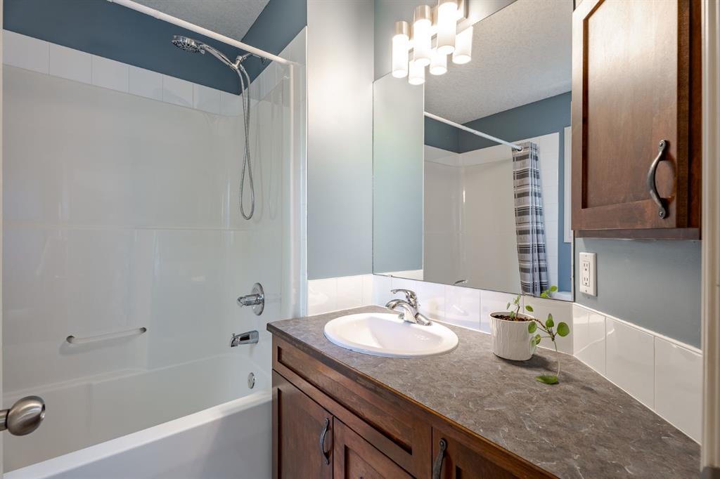 122 Inglewood Grove Property Photo 30