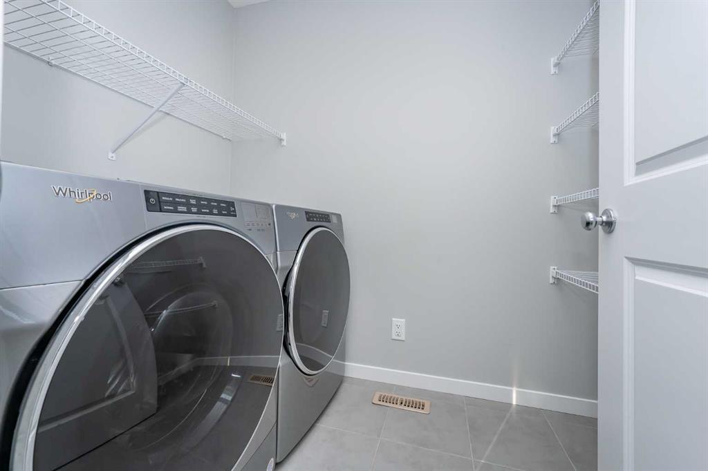 956 West Lakeview Drive Property Photo 31