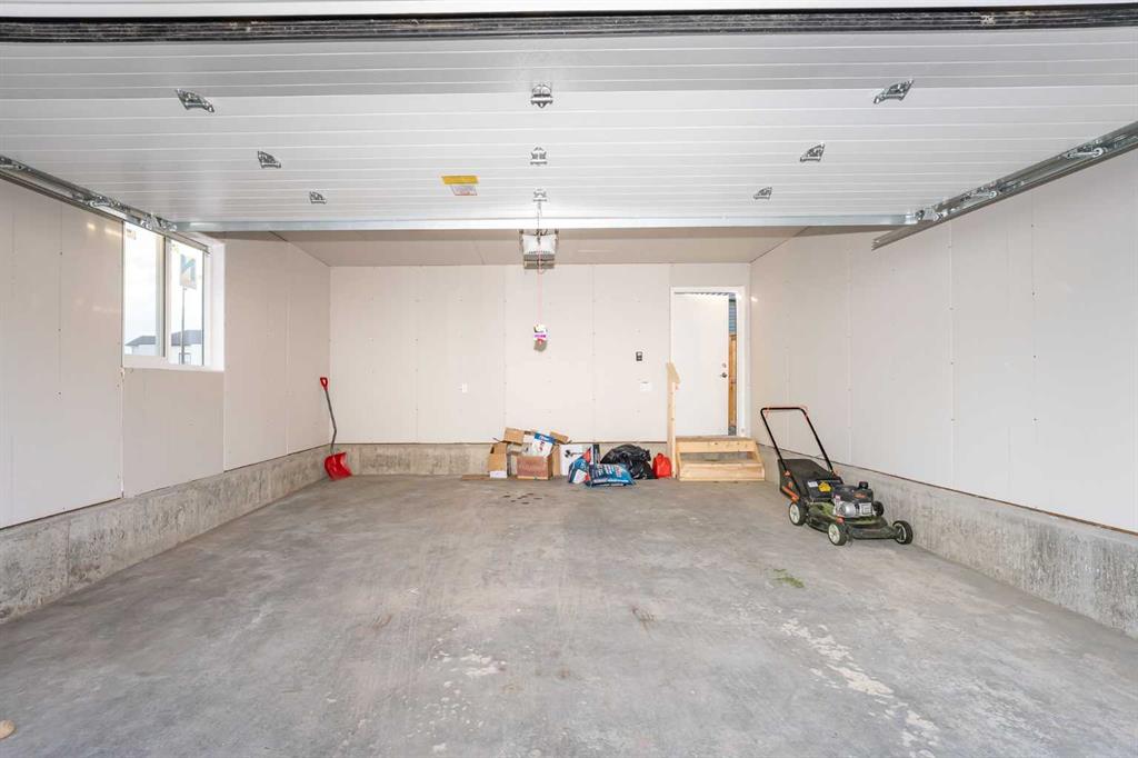 956 West Lakeview Drive Property Photo 39