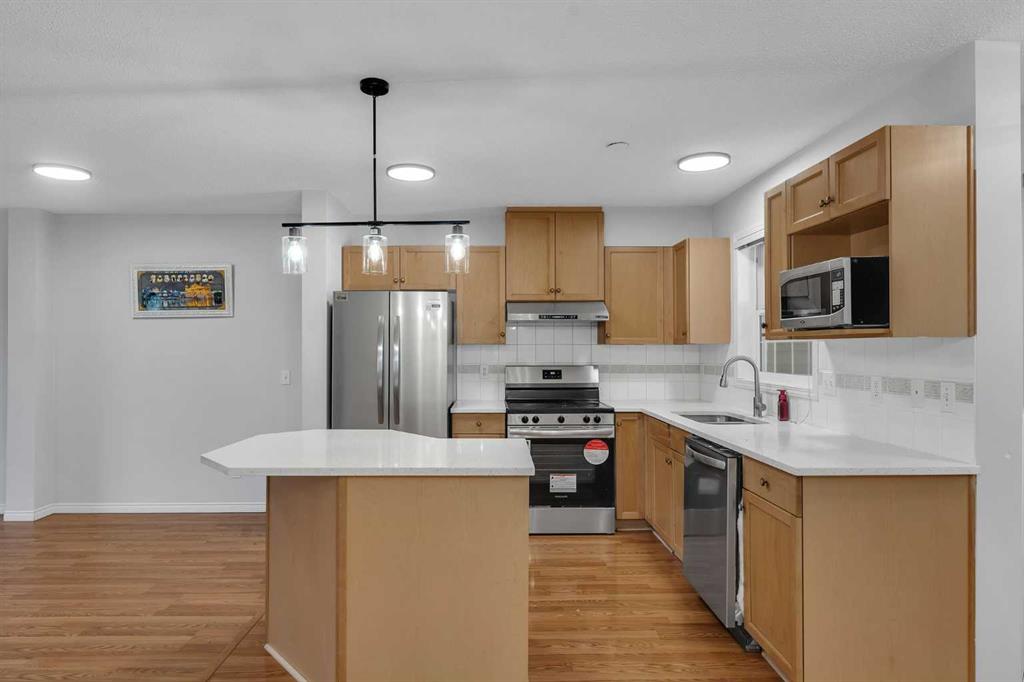 7707 Martha's Haven Park 200 Property Photo 4