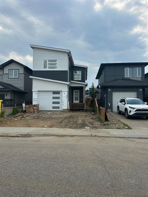 160 Athabasca Crescent Property Photo 2