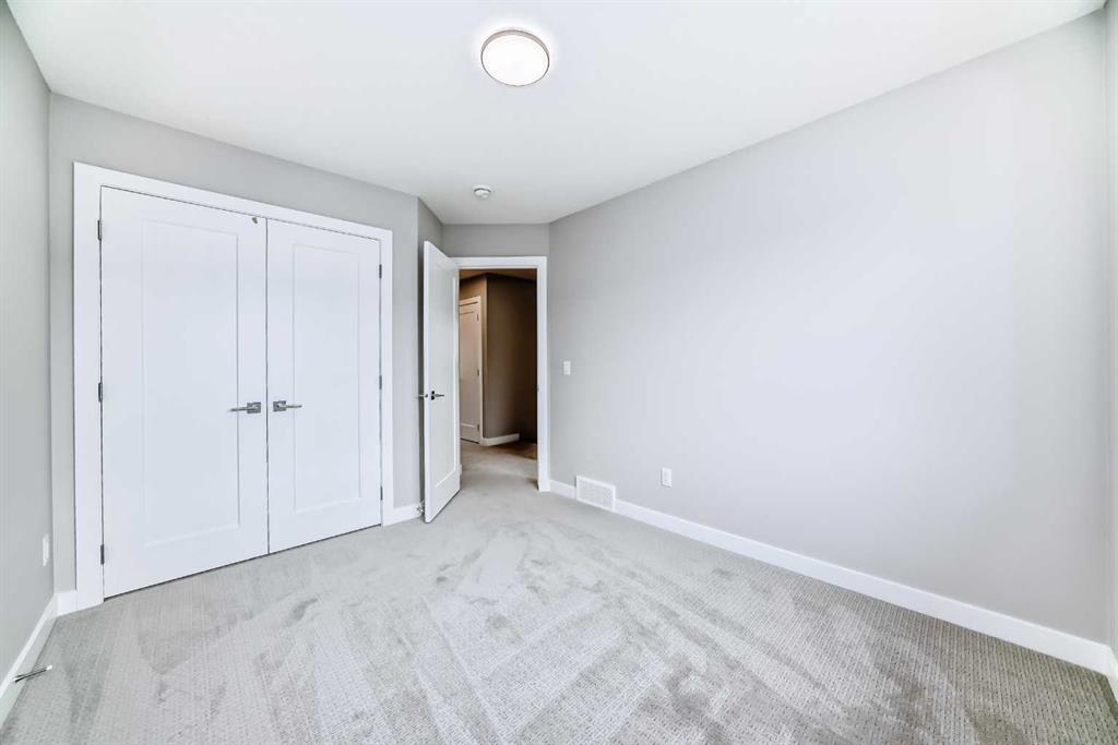 548 Chelsea Gardens Property Photo 23