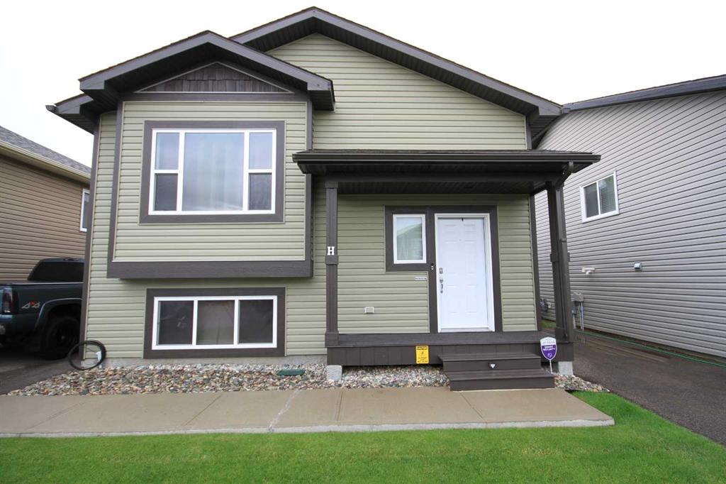 5609 43 Street H Property Photo 1