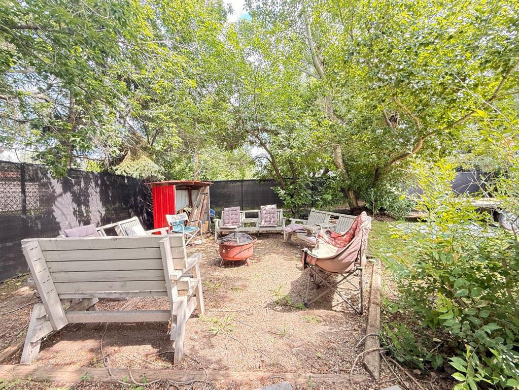 213 3 Street Property Photo 39