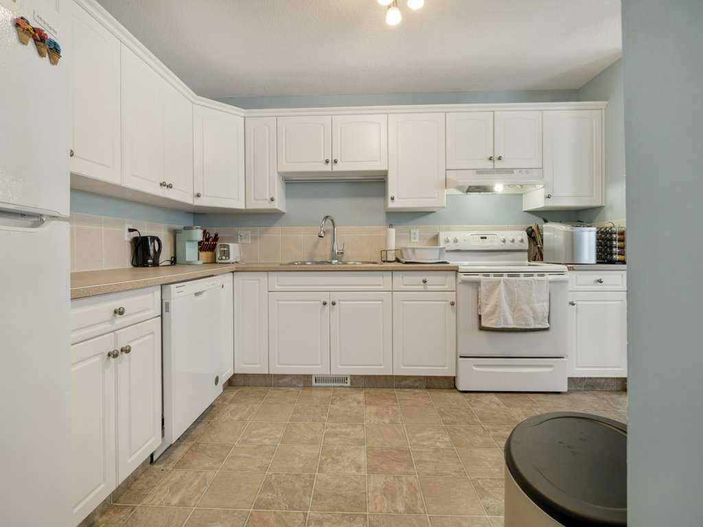 15 Dakota Road Property Photo 13