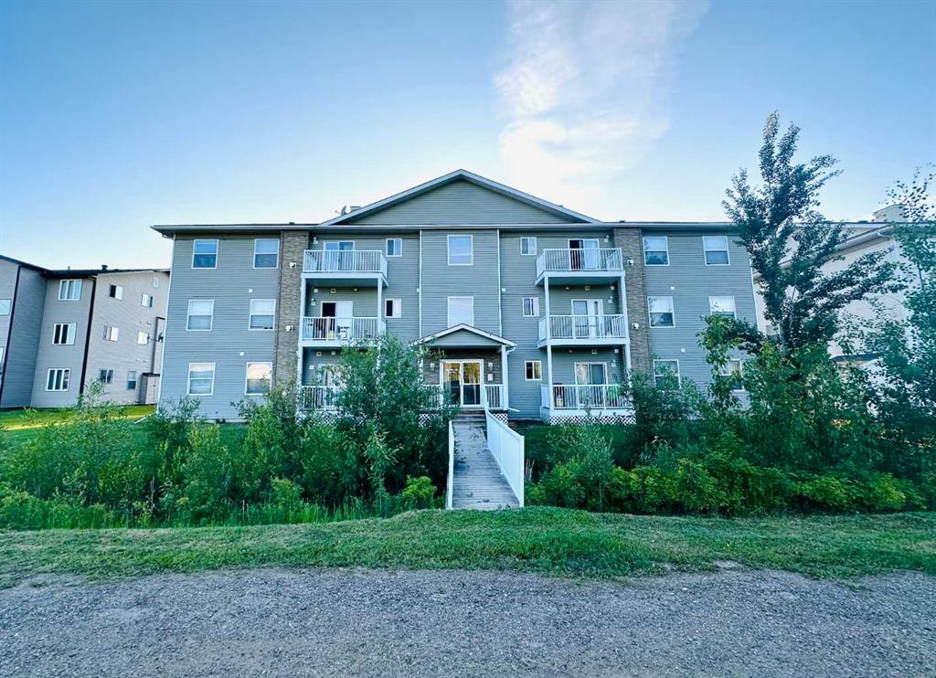 502 1 Street 303 Property Photo 1