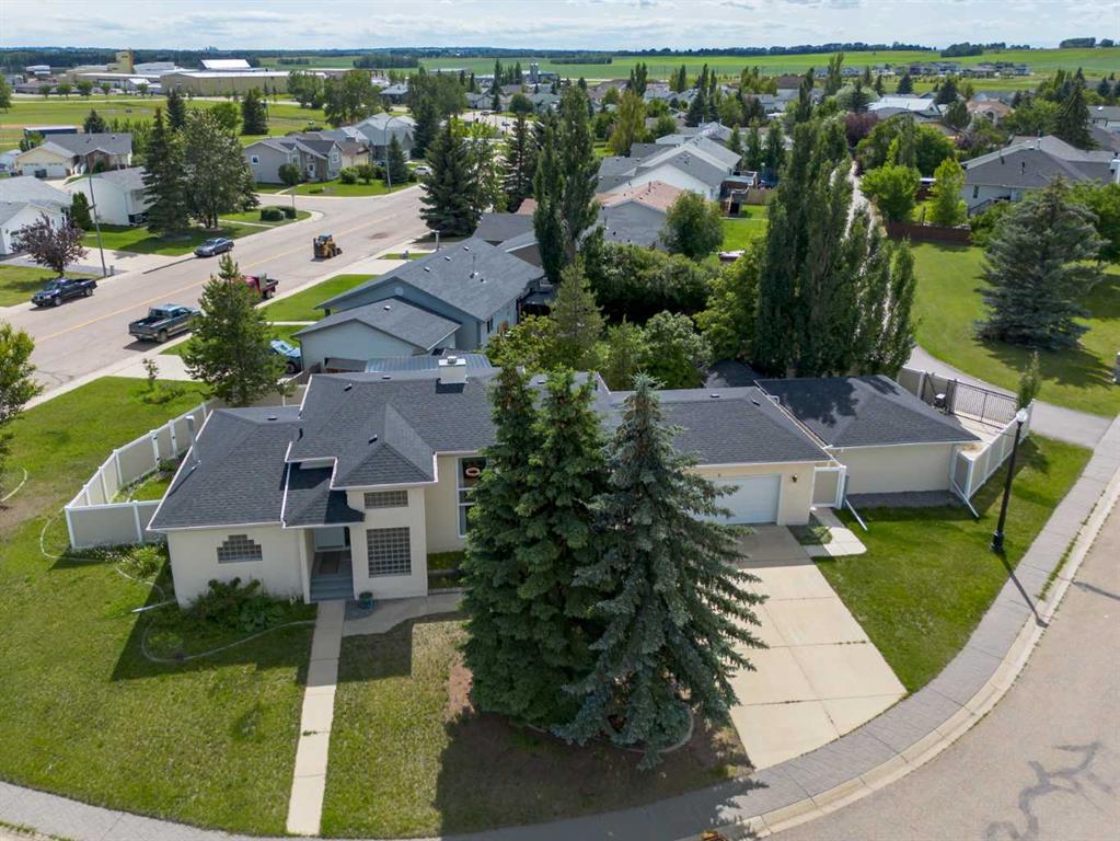 6001 47 Street Property Photo 1