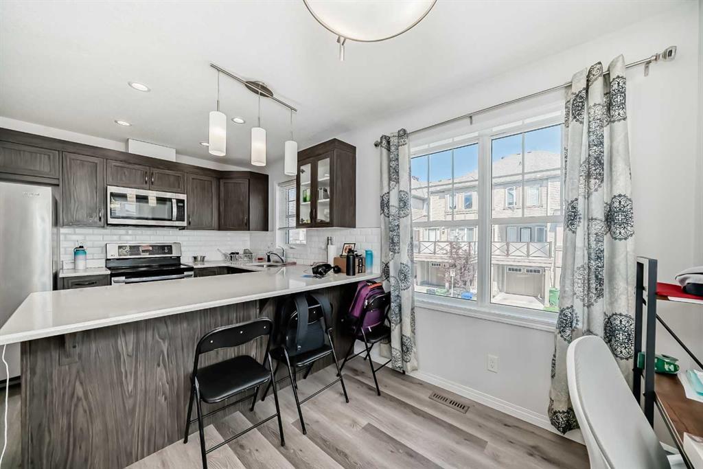 81 Cityscape Row Property Photo 11