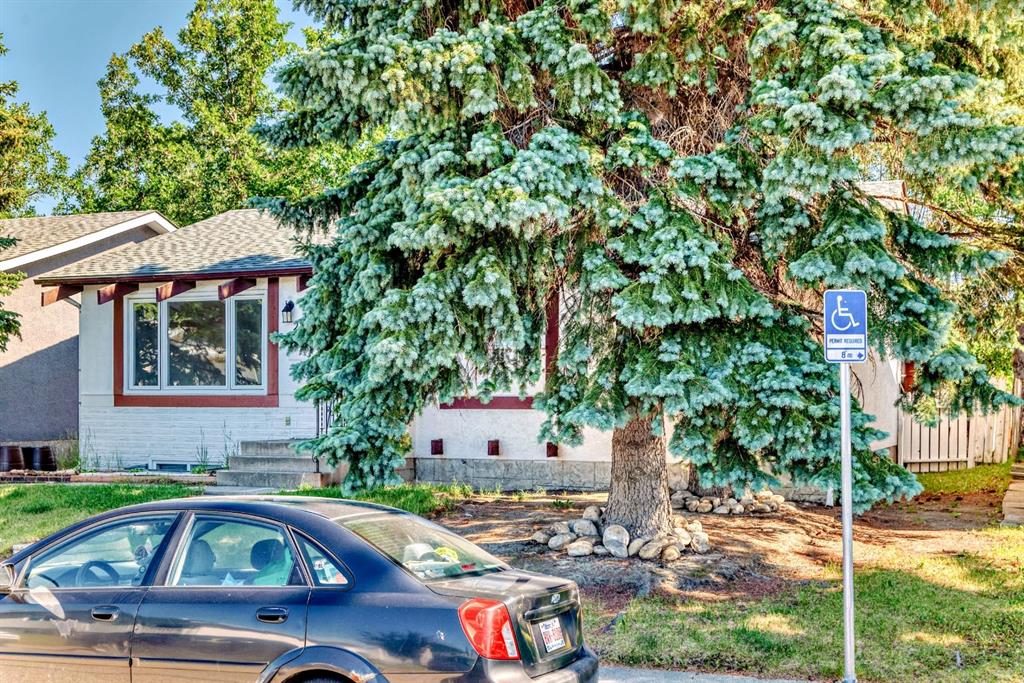 23 Marbank Way Property Photo 3