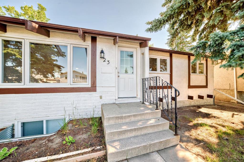 23 Marbank Way Property Photo 4