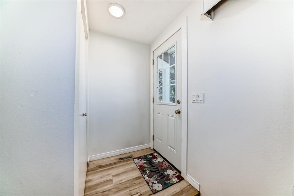 23 Marbank Way Property Photo 5