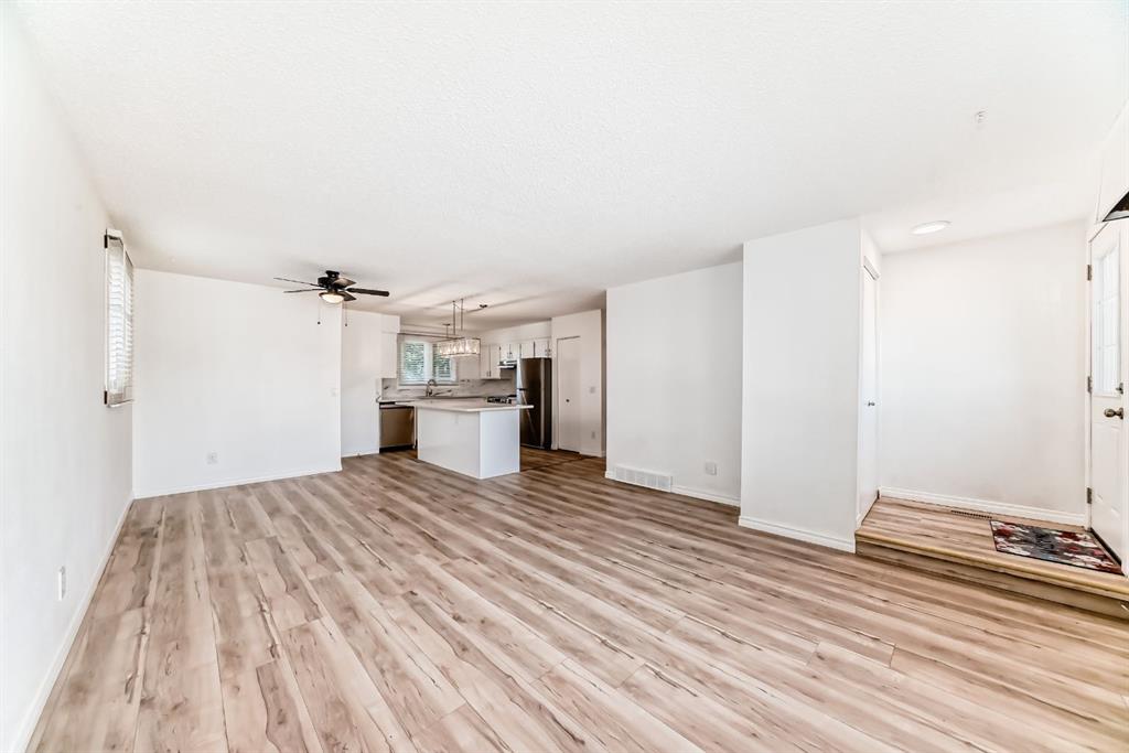 23 Marbank Way Property Photo 16
