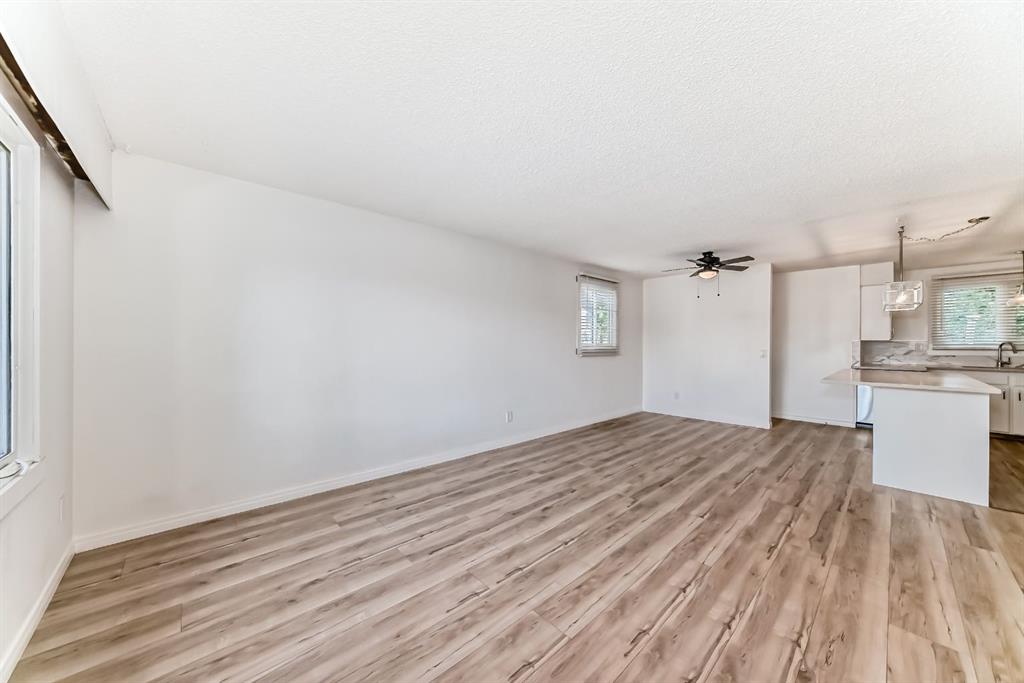 23 Marbank Way Property Photo 17