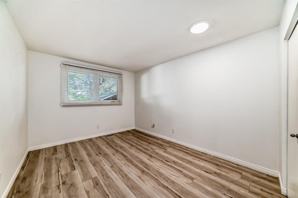 23 Marbank Way Property Photo 20