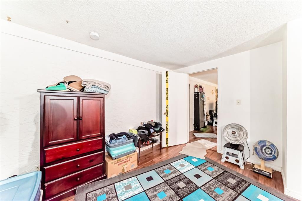 23 Marbank Way Property Photo 35