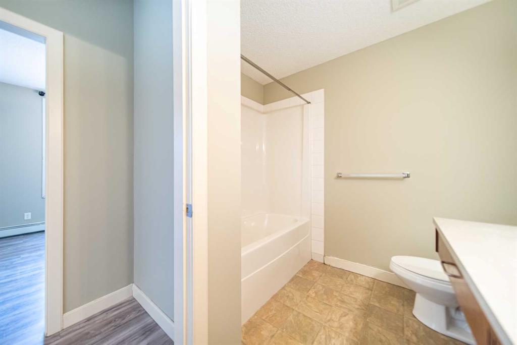 156 Country Village Circle 114 Property Photo 22