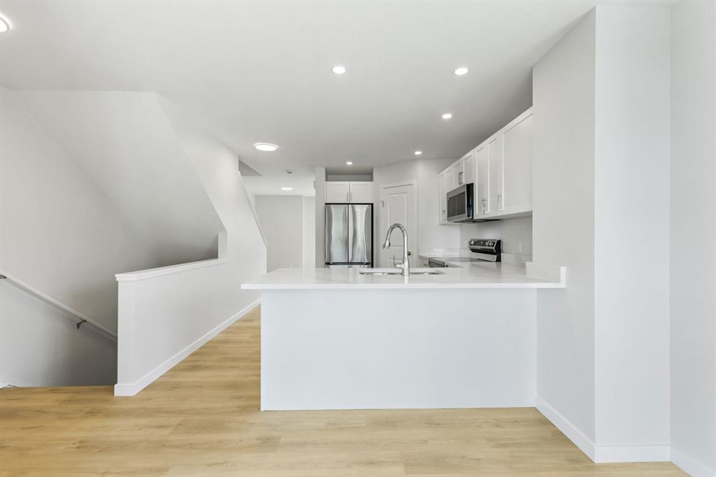 9 Park Lane Property Photo 8