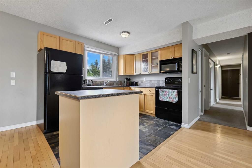 1540 29 Street 908 Property Photo 8
