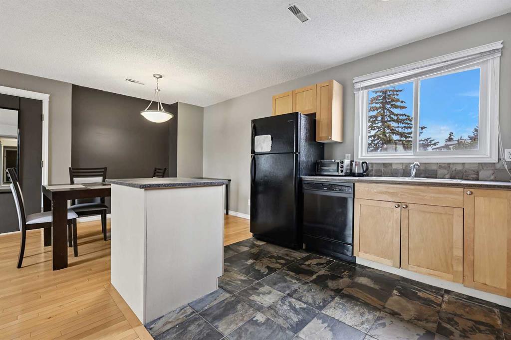 1540 29 Street 908 Property Photo 9