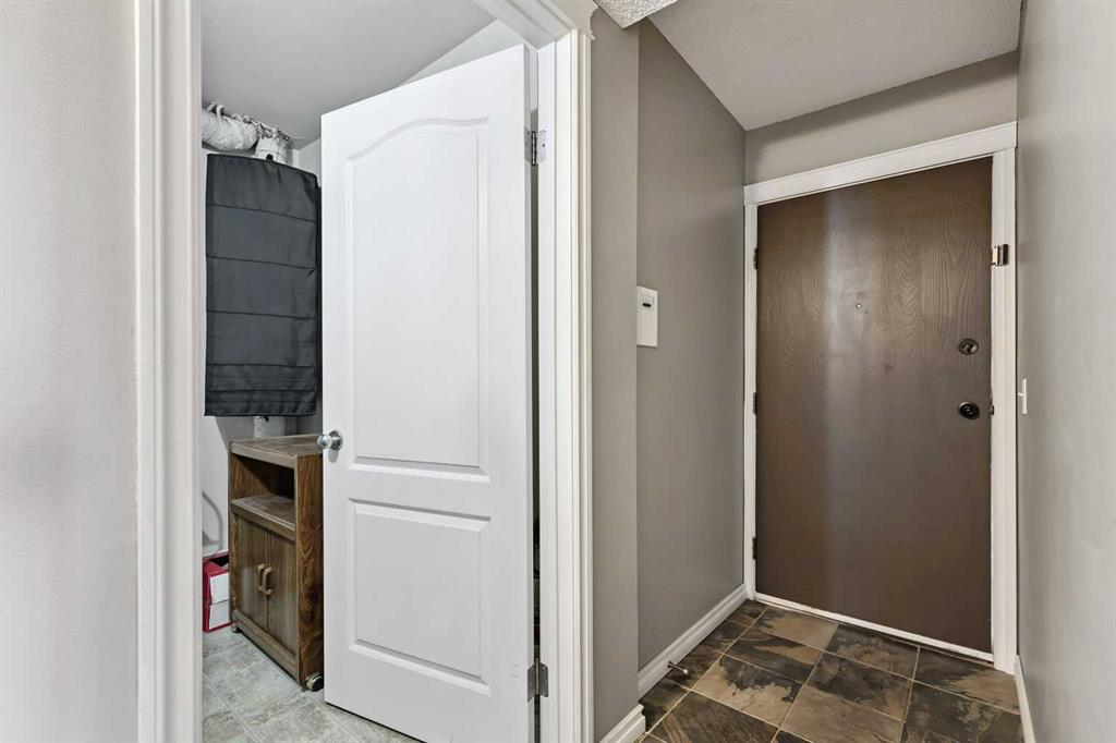 1540 29 Street 908 Property Photo 24