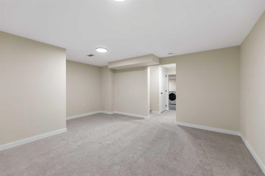 468 Cannington Close Property Photo 29