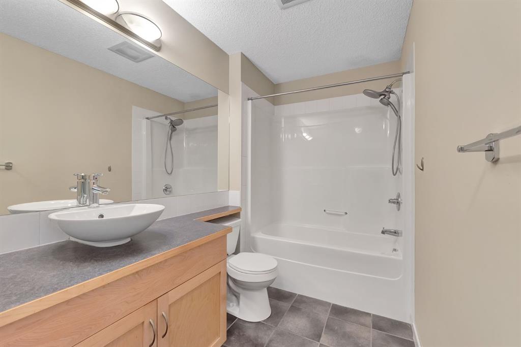 211 Aspen Stone Boulevard 2107 Property Photo 18
