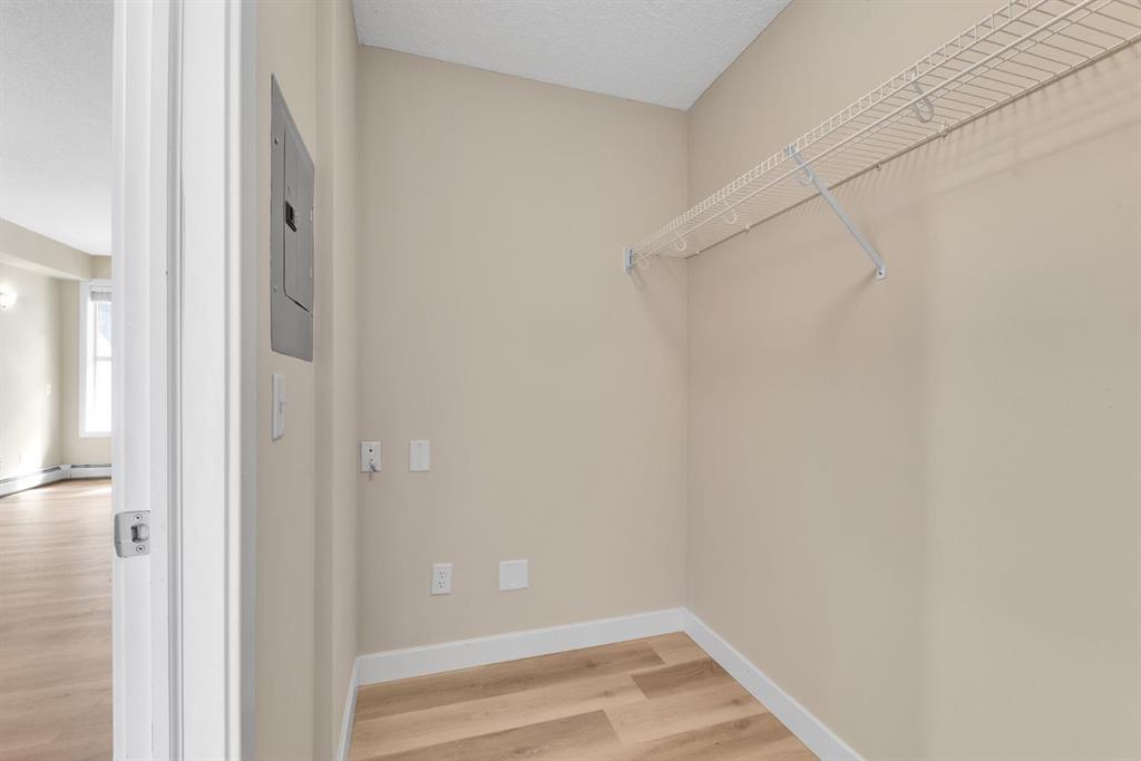 211 Aspen Stone Boulevard 2107 Property Photo 22