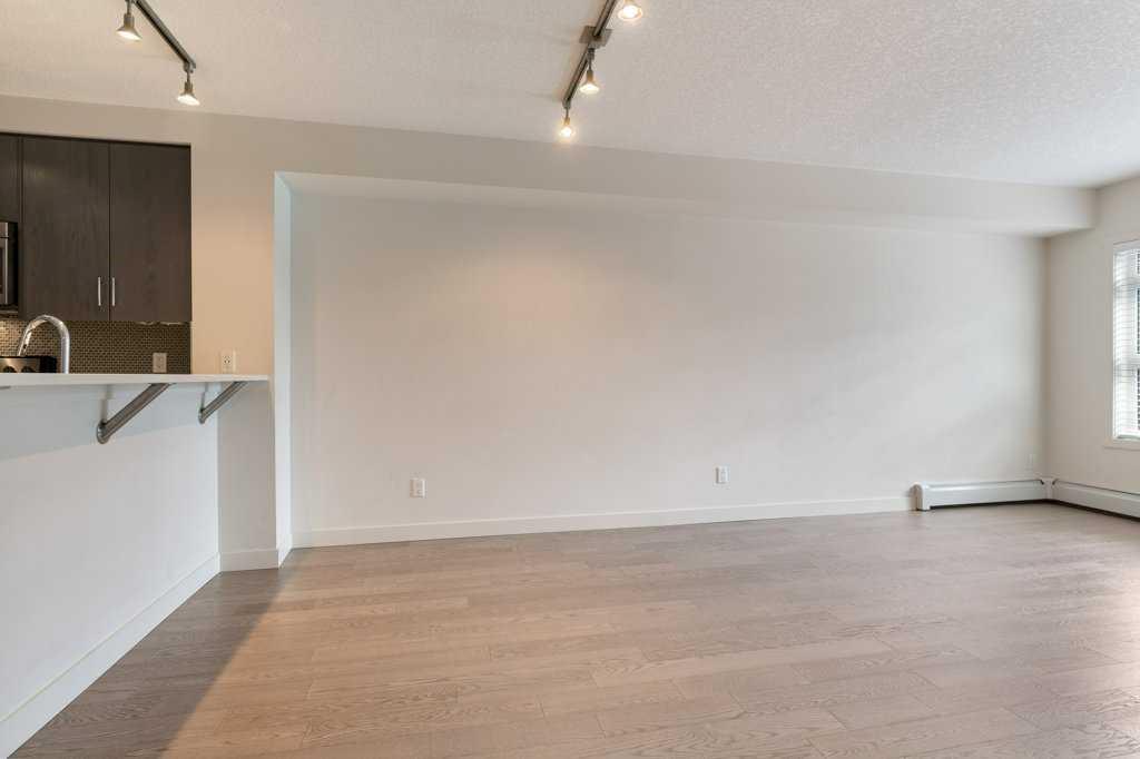 25 Auburn Meadows Avenue 130 Property Photo 8