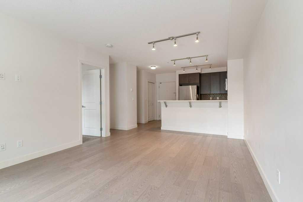 25 Auburn Meadows Avenue 130 Property Photo 11